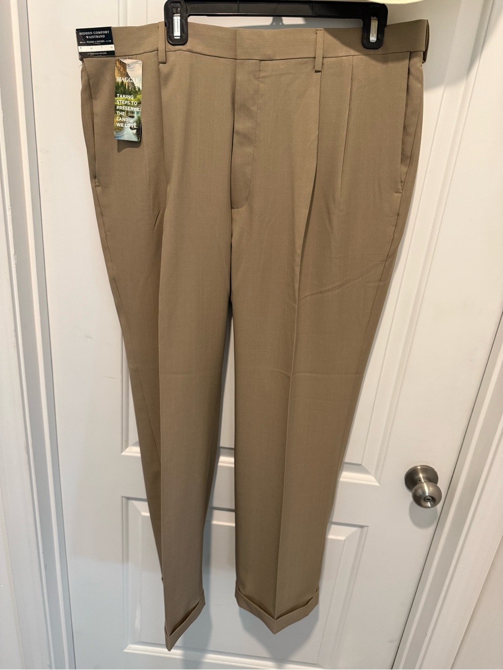 Haggar Men's Dress Pants in Khaki Tan 40x30